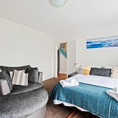 New Bright & Stylish 4bd Centre Of Leeds Hébergement de vacances
