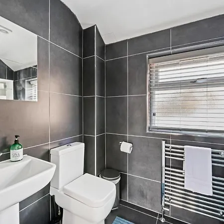 Hébergement de vacances New Bright & Stylish 4bd Centre Of Leeds